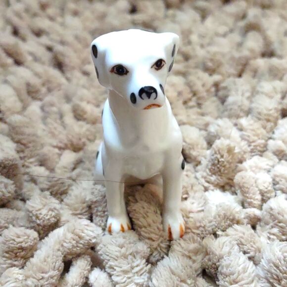 no brand Other - Dalmatian Dog‎ White Black porcelain figurine 3 inches tall